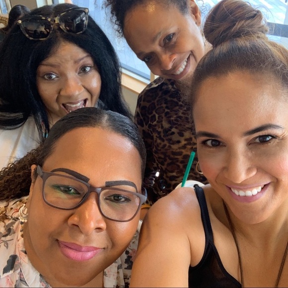 CLOSET CLOSING TEMPORARILY : ALL MUST GO! - Picture 8 of 11